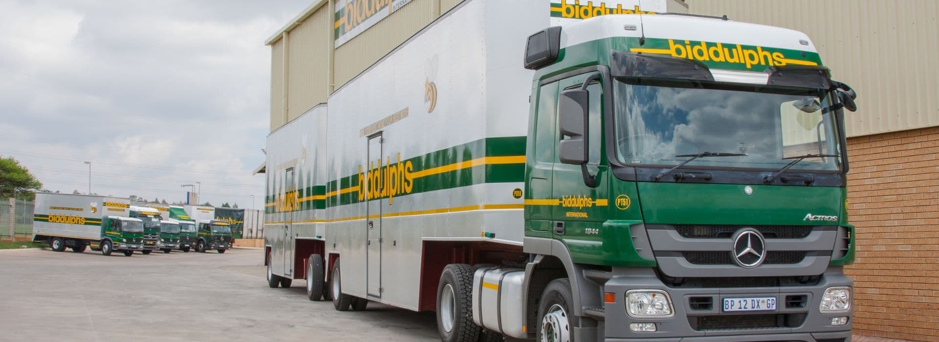 Biddulphs cross-border removal truck on a Southern African route